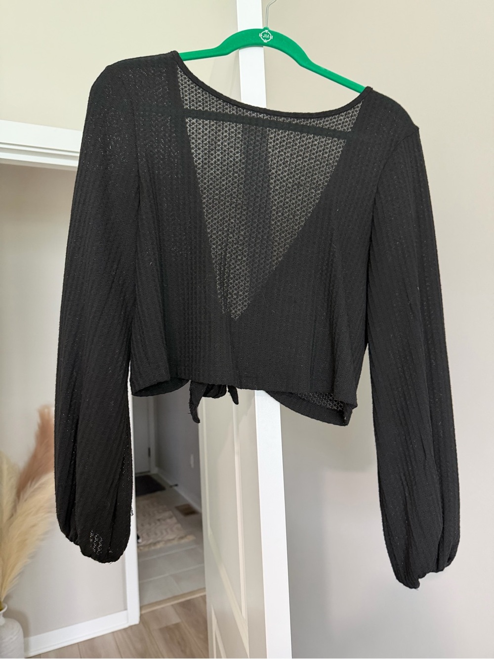 SHEIN Black V-Back Tie-Front Long Sleeve Tunic